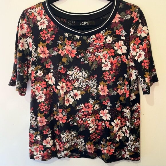 LOFT Red and Pink Fitted Blouse - Picture 2 of 8